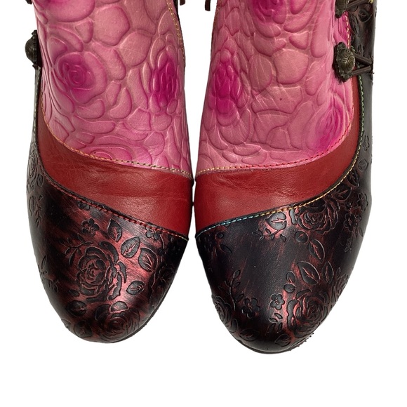 L’ Artiste by Spring Step Embossed Leather Side Zip Booties - Picture 10 of 12